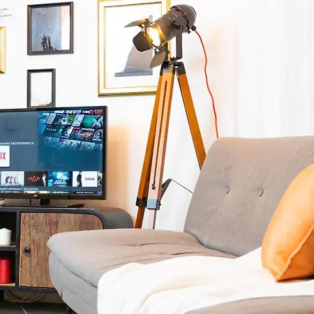 Luxury Center 2 Bedrooms Apartment Puerta Del Sol-3